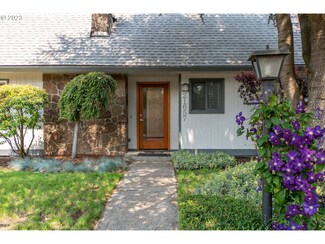 21657 SE Salmon St, Gresham, OR 97030