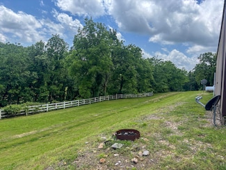 1063 County Road 527, Gainesville, MO 65655