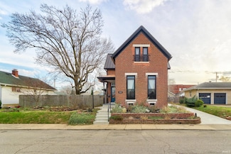 529 Herndon Dr, Evansville, IN 47711