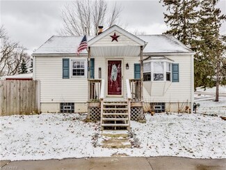 3990 Stump Ave SW, Navarre, OH 44662