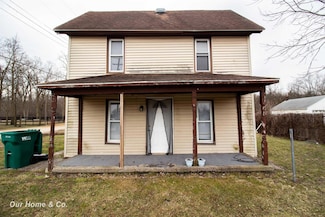 36505 Bismark Rd, New Boston, MI 48164
