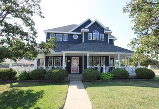 1402 Adam Travis Ct, Salina, KS 67401
