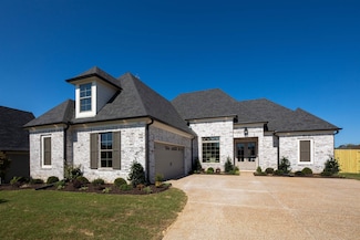 40 Laurel Wood Ln, Oakland, TN 38060