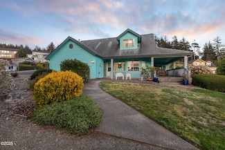 1330 SE 43rd St, Lincoln City, OR 97367
