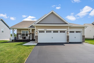 20722 Glade Ave, Lakeville, MN 55044