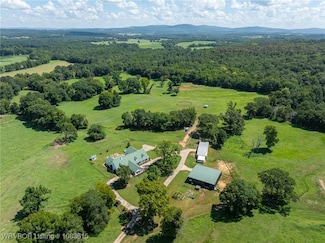 1832 Lone Oak Rd, Ozark, AR 72949