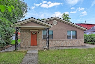 906 Cubbedge St, Savannah, GA 31415