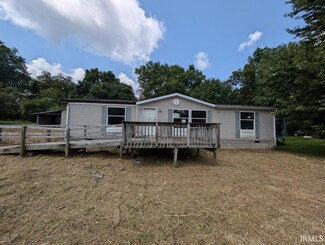 195 Farmer St, Bedford, IN 47421