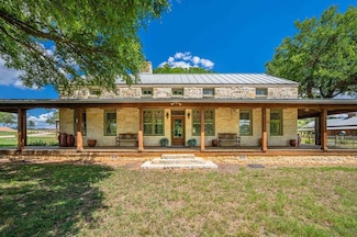 9352 N Ranch Road 783, Harper, TX 78631