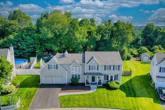 56 Stagecoach Cir, Milford, CT 06460