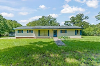 721 Main St, Gladewater, TX 75647