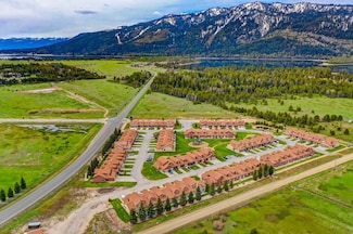 21 #8 Mangum Cir, Donnelly, ID 83615