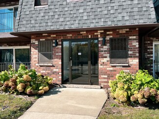 11750 S Ridgeland Ave Unit 12B, Worth, IL 60482