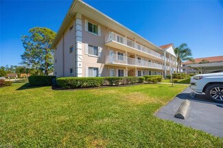 5980 Amherst Dr Unit 202, Naples, FL 34112