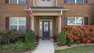 305 Shadow Ct SW, Huntsville, AL 35824