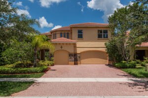 8620 Cobblestone Point Cir, Boynton Beach, FL 33472
