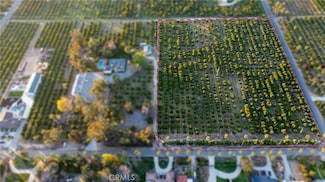 8615 Dufferin Ave, Riverside, CA 92504