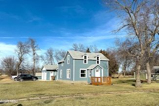 402 E Main St, Bryant, SD 57221