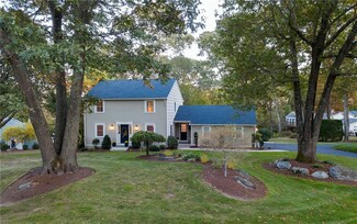 90 Bryant Dr, North Kingstown, RI 02852