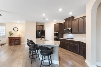 8066 Rabbit Dr, Frisco, TX 75034