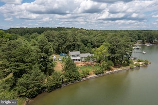 1121 Levelgreen Rd, Lancaster, VA 22503