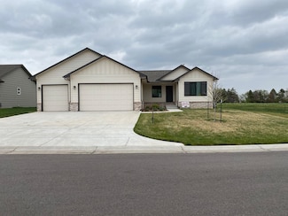 10494 W Wilkinson St, Maize, KS 67101