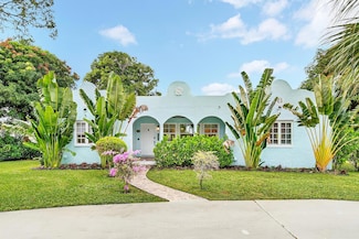 901 39th Ct, West Palm Beach, FL 33407