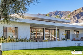 2324 Camino Vida, Palm Springs, CA 92264