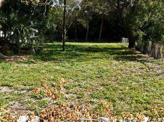 524 N 15th St, Fort Pierce, FL 34950