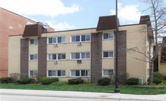 677 S River Rd Unit 2H, Des Plaines, IL 60016
