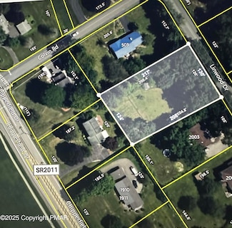3 Linwood Dr, Stroudsburg, PA 18360