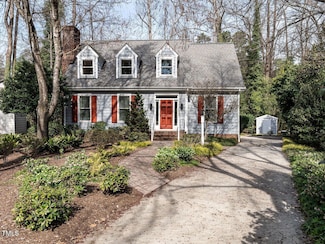 2512 Winterbury Ct, Raleigh, NC 27607