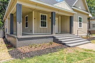 1213 E Houston St, Sherman, TX 75090