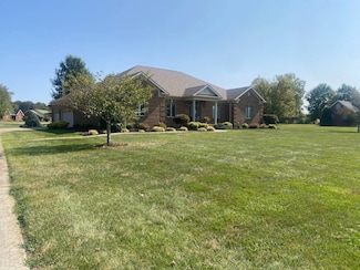 78 Field Crest Ave, Lebanon, KY 40033