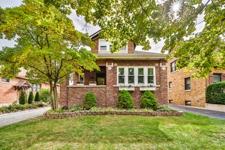 399 Shenstone Rd, Riverside, IL 60546