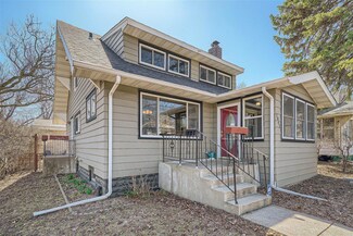 1042 Thomas Ave, Saint Paul, MN 55104