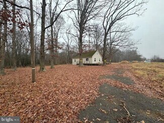 15808 Gardner Rd, Waldorf, MD 20601
