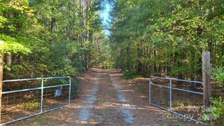 4112 Locker Rd, Lancaster, SC 29720