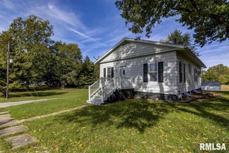 101 Teak St, Thayer, IL 62689