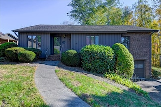 321 Bexley Dr, Winston Salem, NC 27104