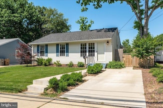 826 1st St, Rockville, MD 20850