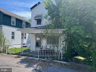 415 Center St, Lykens, PA 17048