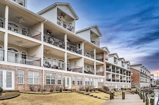451 Lakeland Dr, Hot Springs, AR 71913
