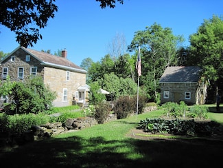 1665 Frazier Hill Rd, Benson, VT 05743