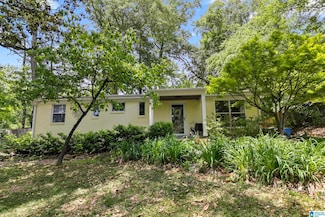 1110 Cresthill Dr, Birmingham, AL 35213