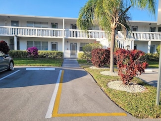 214 Newport M, Deerfield Beach, FL 33442