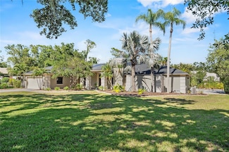 7313 Crape Myrtle Way, Sarasota, FL 34241