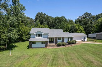 7410 Shadowlawn Rd S, Bartlett, TN 38002