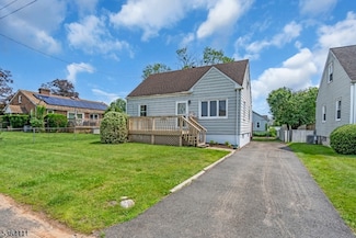1311 Knopf St, Manville, NJ 08835