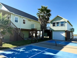 1283 County Road 230, Bay City, TX 77414